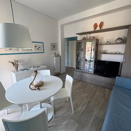 Casa La Marina By Portofinovacanze *