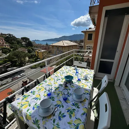 Apartment Casa La Marina By Portofinovacanze Rapallo