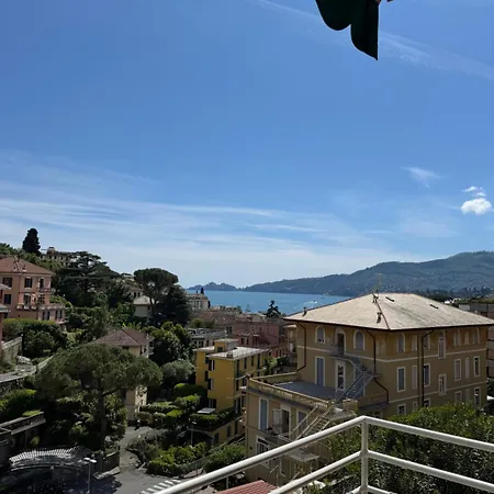 Casa La Marina By Portofinovacanze *