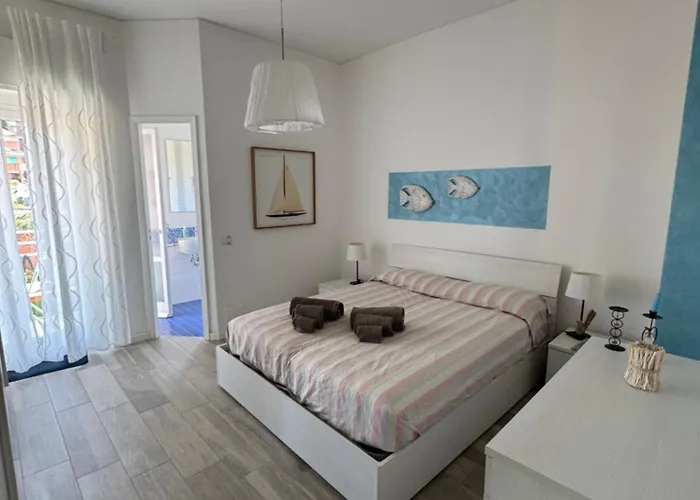 Casa La Marina By Portofinovacanze Appartement Rapallo